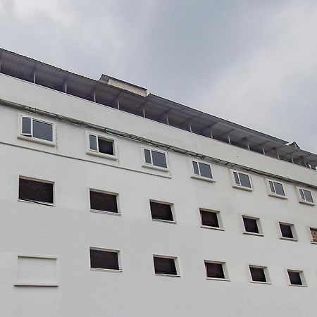 Oyo 1851 Hotel Sefali Deluxe 콜카타 외부 사진