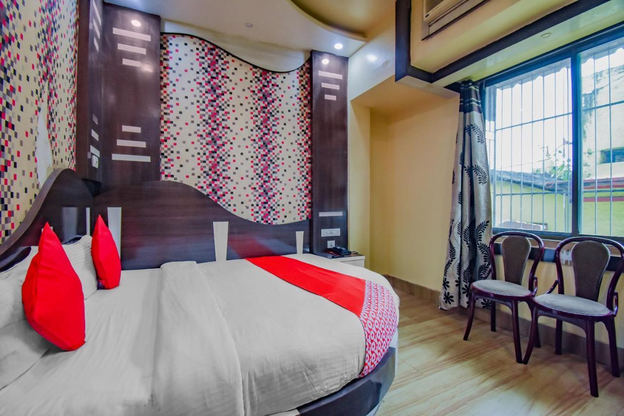 Oyo 1851 Hotel Sefali Deluxe 콜카타 외부 사진