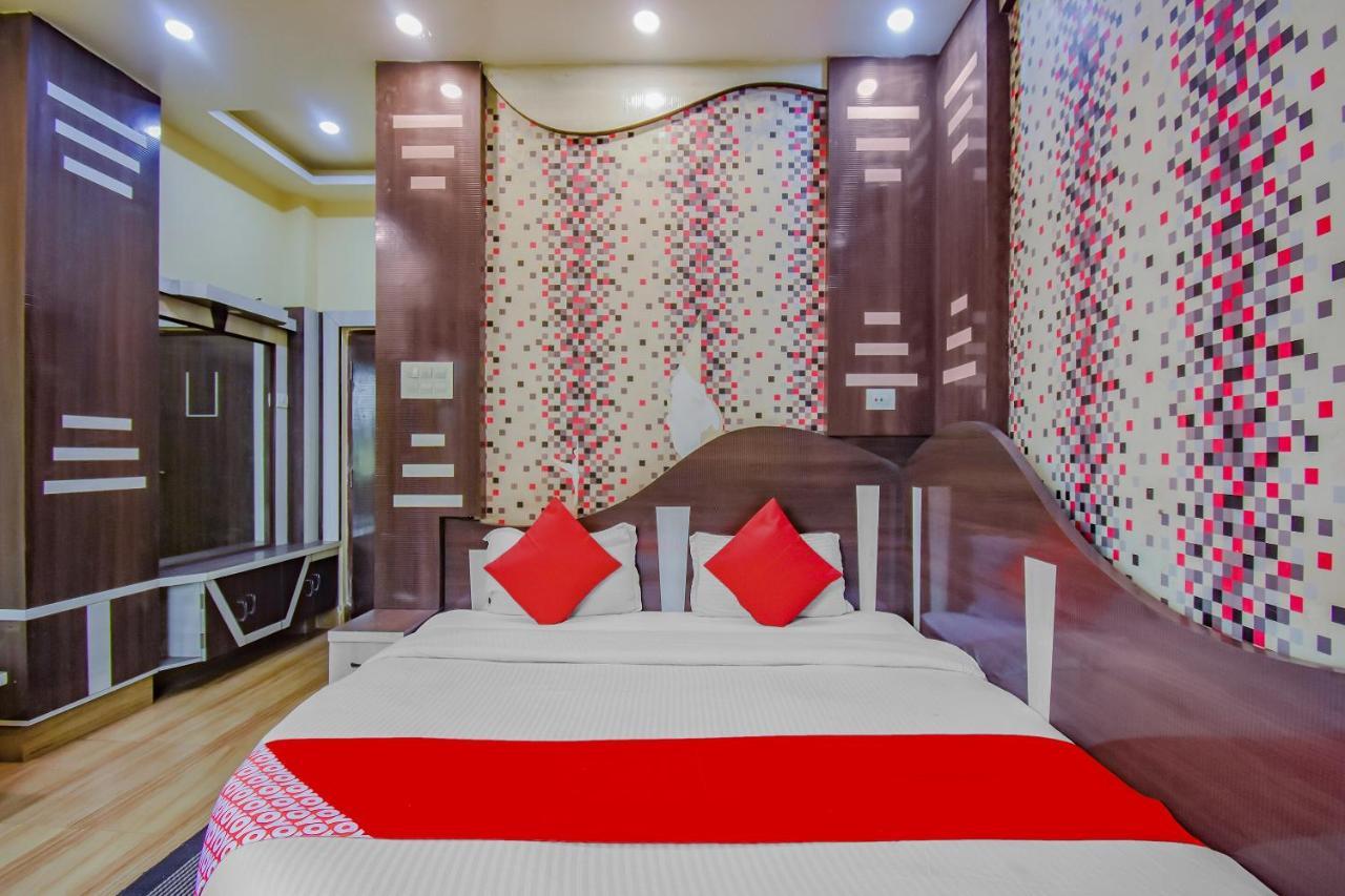 Oyo 1851 Hotel Sefali Deluxe 콜카타 외부 사진